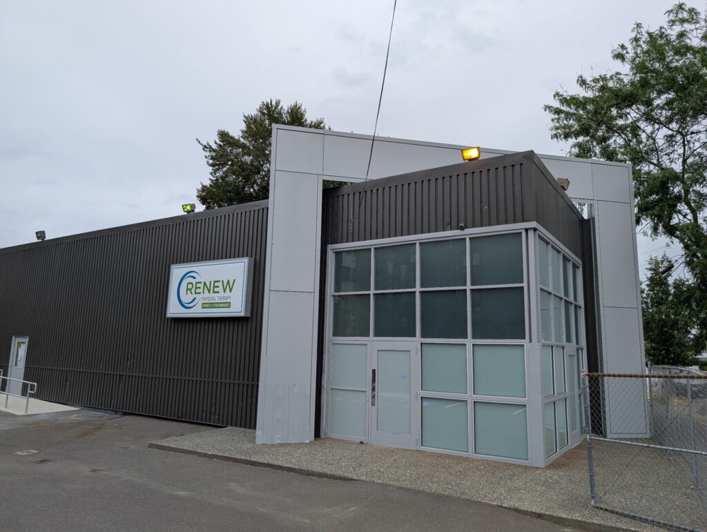 rainier beach clinic exterior